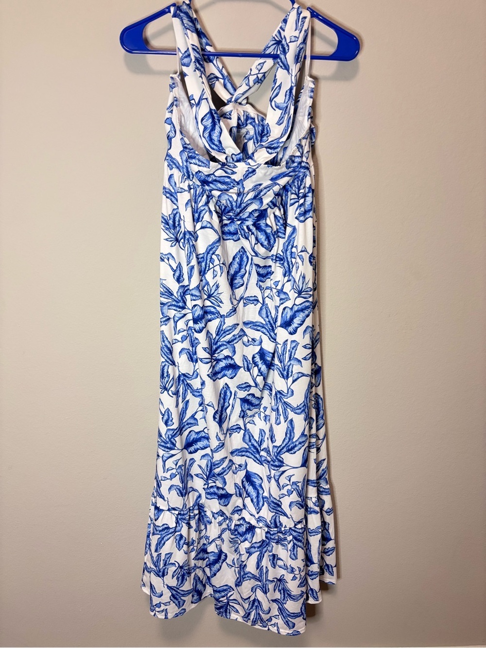 ✨Grace Karin Blue & White Floral Halter Dress✨ - Picture 4 of 5